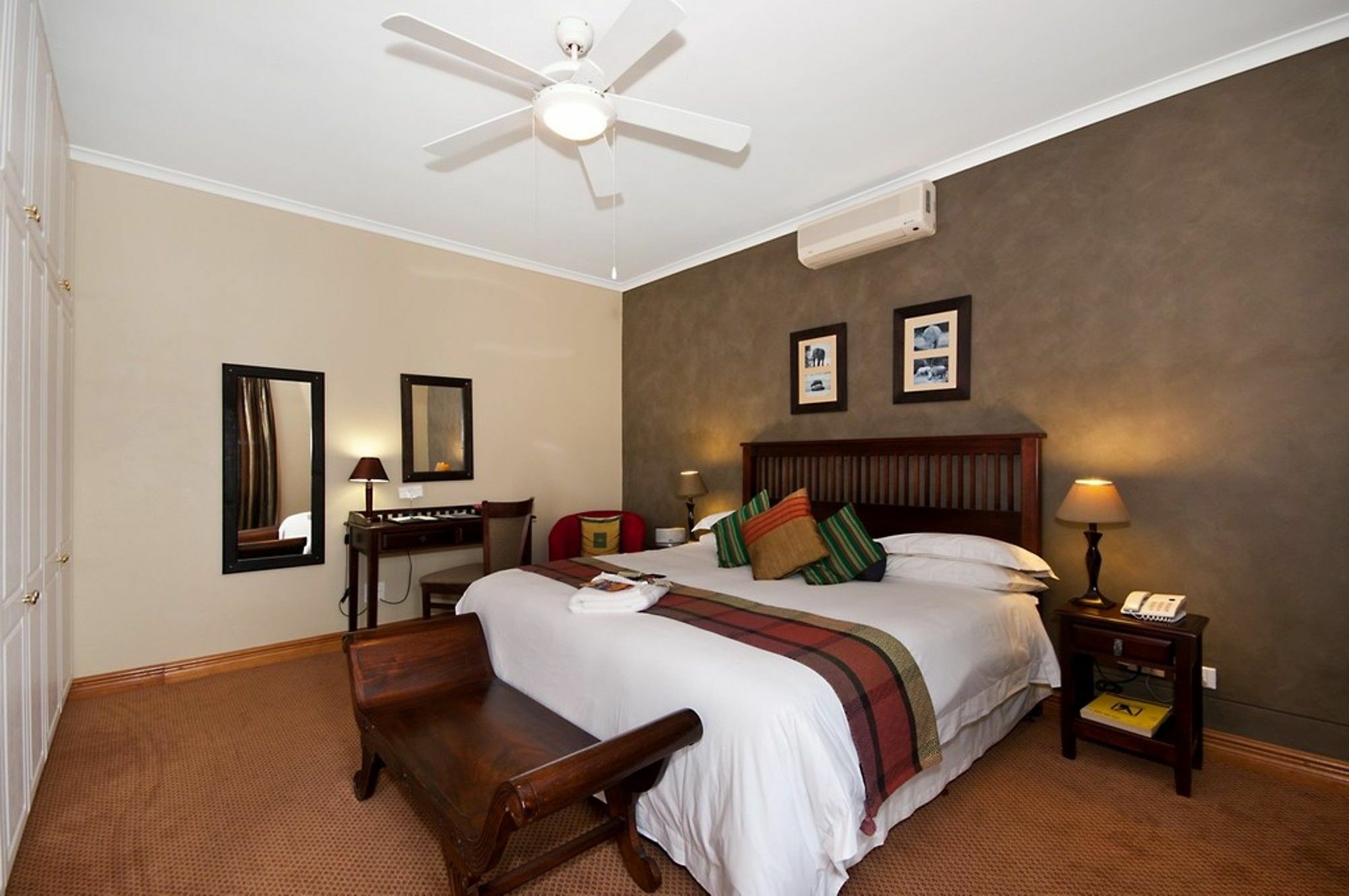 Cape Flame Guest House Port Elizabeth Dış mekan fotoğraf
